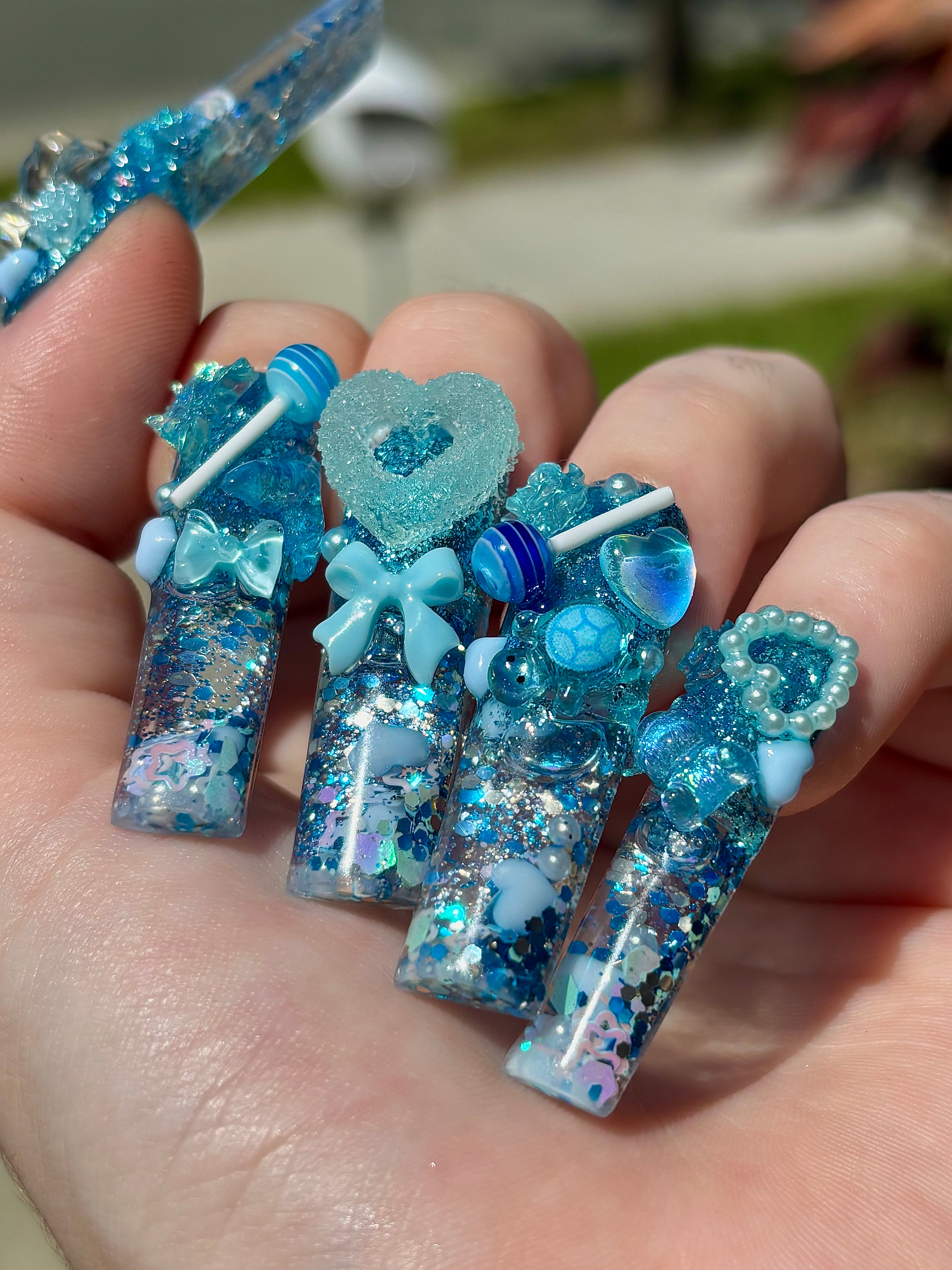 Icy Blue Aquarium Junk Nails