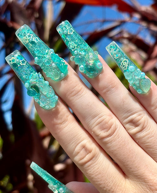 Sea Green Junk Liquid Aquarium Nails