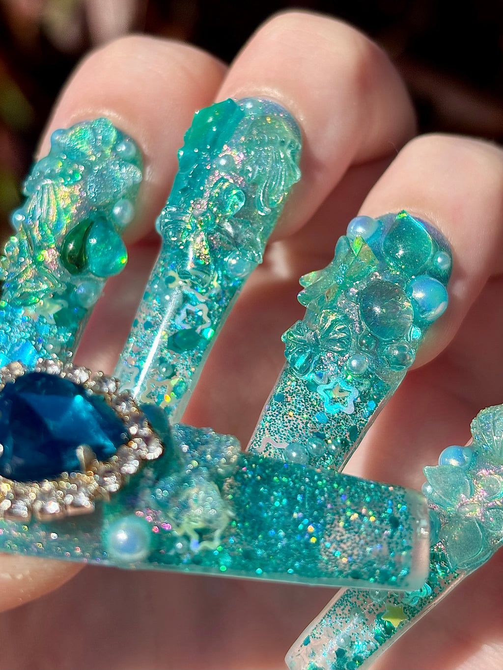 Sea Green Junk Liquid Aquarium Nails
