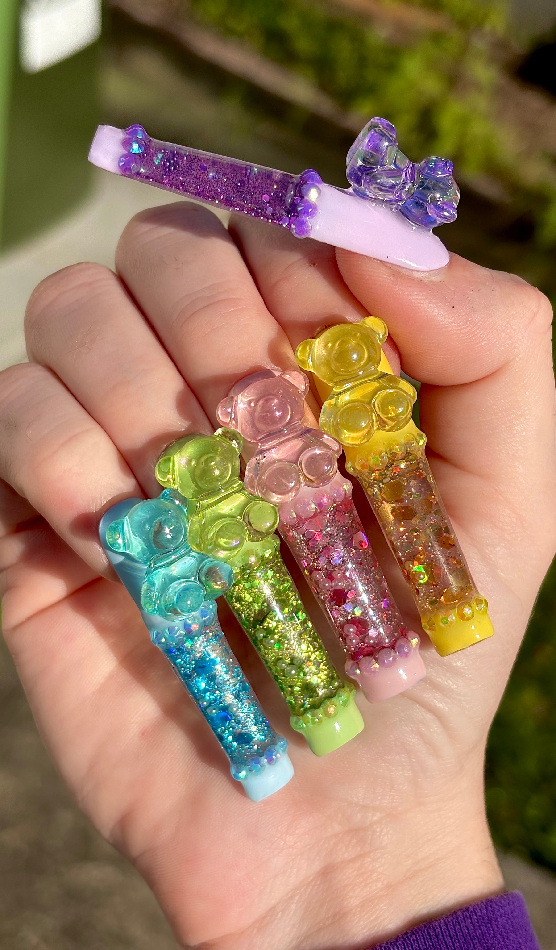 Rainbow Teddy Bear Liquid Aquarium Press On Nails